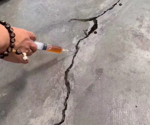 大英混凝土裂缝修补技术详解​